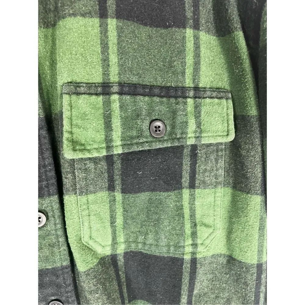 L.L Bean button down flannel shirt - Picture 4 of 5